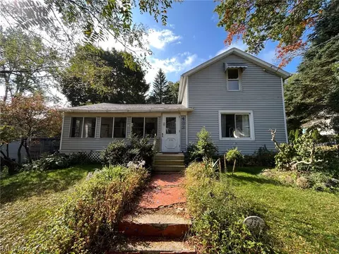 432 Rockwell St, Kent, OH 44240