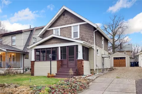 411 Bettie St, Akron, OH 44306