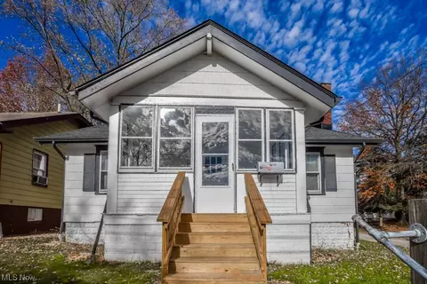 1019 Reed Ave, Akron, OH 44306