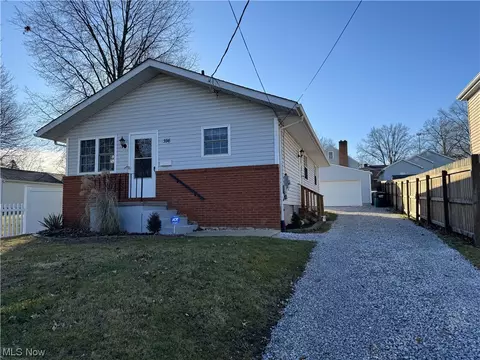 398 Washington Ave, Barberton, OH 44203