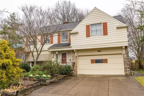 2369 S Belvoir Blvd, University Heights, OH 44118
