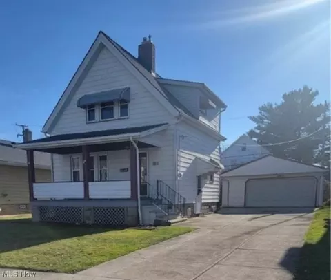 3403 Heresford Dr, Parma, OH 44134