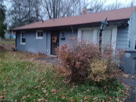 2404 Ridgewood, Youngstown, OH 44502