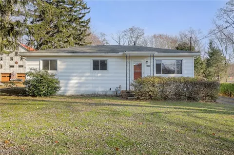 3373 Cormany Rd, Akron, OH 44319
