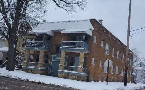 3412 E 145th St, Cleveland, OH 44120