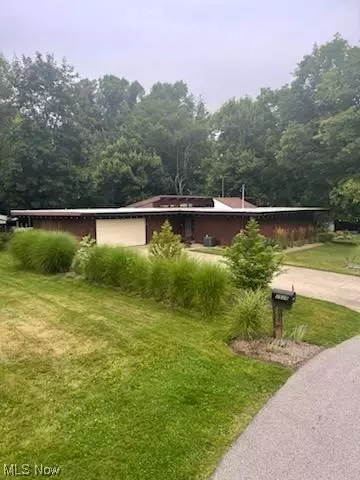 2525 Reimer Rd, Norton, OH 44203