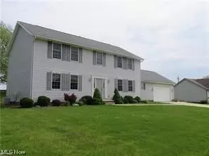 4187 Belleau Woods Cir, Uniontown, OH 44685