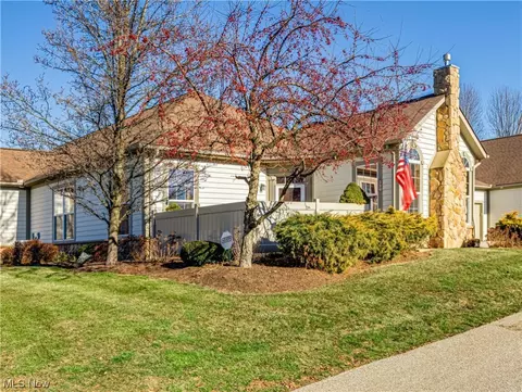 530 Crossings, Tallmadge, OH 44278