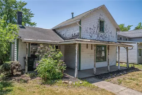 124 Stebbins, Creston, OH 44217