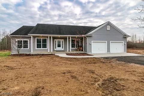 6450 State Route 86, Windsor, OH 44099