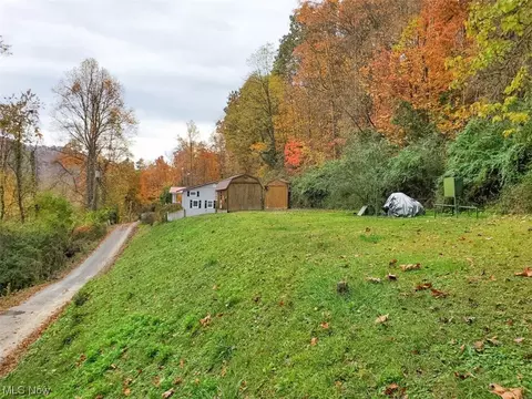 145 High St, Gauley Bridge, WV 25085 photo 22