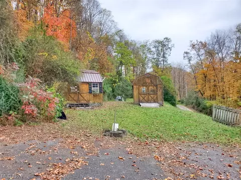 145 High St, Gauley Bridge, WV 25085 photo 3