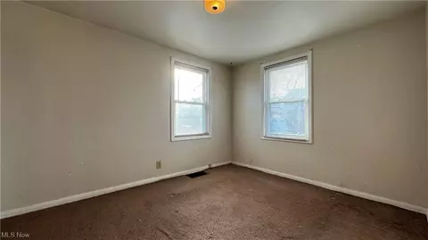 316 Winckles St, Elyria, OH 44035 photo 15
