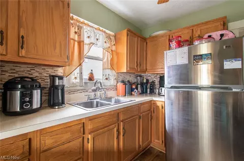 117 Morrison St, Struthers, OH 44471 photo 7