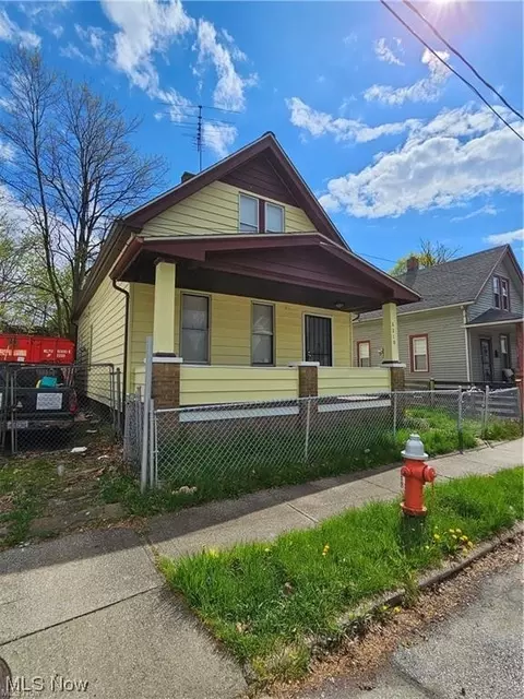 6210 Edna Ave, Cleveland, OH 44103