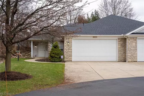 3100 Whitewood St NW, North Canton, OH 44720