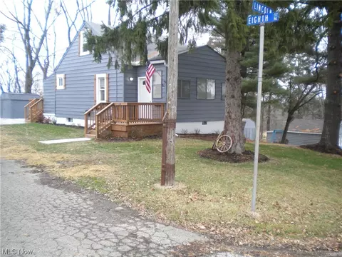 661 Lincoln, Barberton, OH 44203