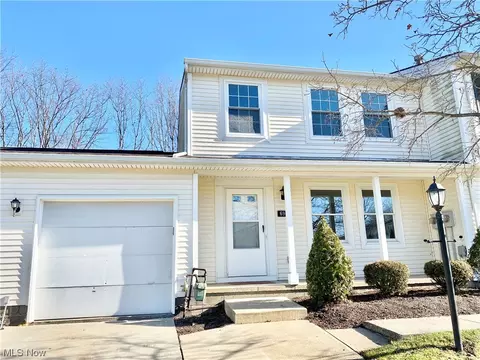6979 Woodthrush Ave #F, Concord, OH 44077