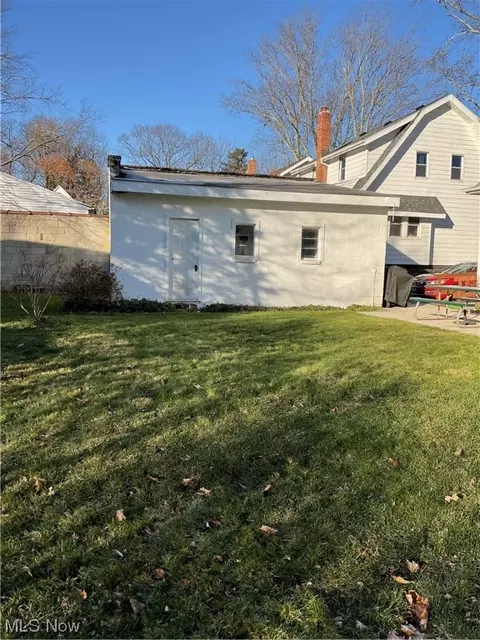 436 Drexel St, Akron, OH 44310 photo 4