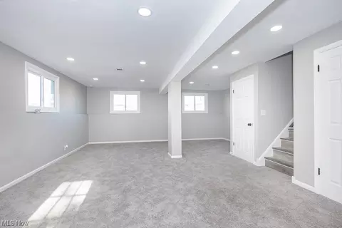 30892 Roosevelt Rd, Wickliffe, OH 44092 photo 17