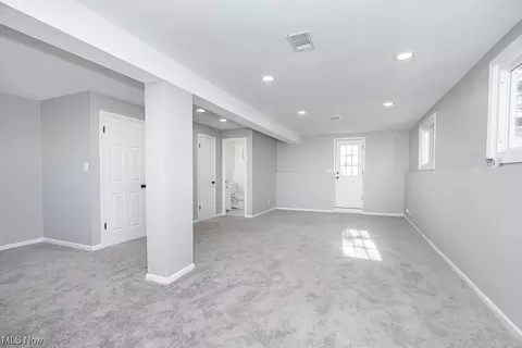 30892 Roosevelt Rd, Wickliffe, OH 44092 photo 16