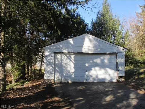 160 Oakview, Struthers, OH 44471 photo 4