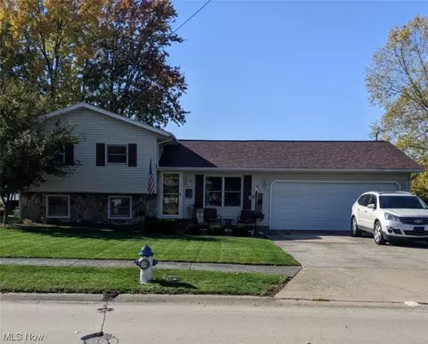 539 Barker St, Wellington, OH 44090