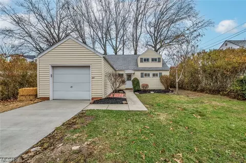 29117 W Willowick, Willowick, OH 44095