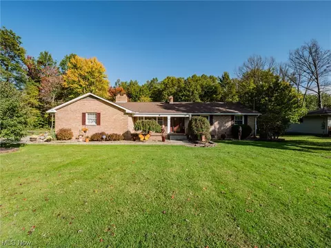 700 Center St, Warren, OH 44481