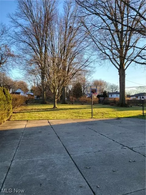 4004 Eaton Rd NW, Canton, OH 44708 photo 18