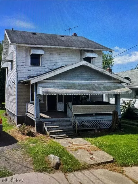 630 Lafollette, Akron, OH 44311