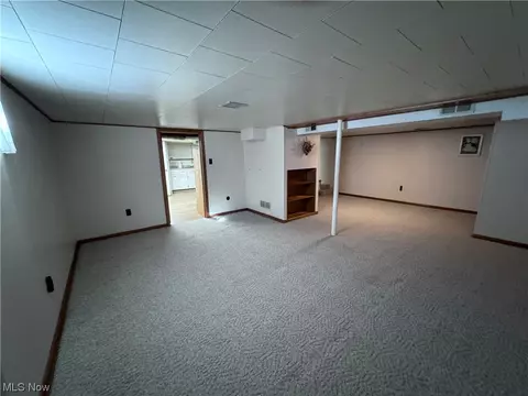 908 41st St, Vienna, WV 26105 photo 19