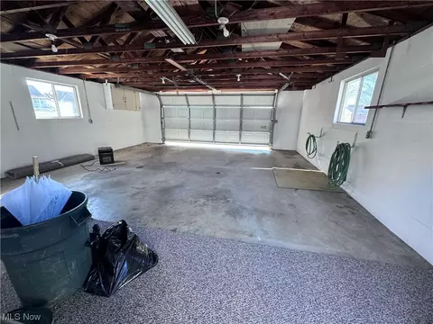 908 41st St, Vienna, WV 26105 photo 5