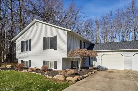 6204 Center St, Mentor, OH 44060