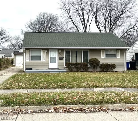 13720 Leroy Ave, Cleveland, OH 44135