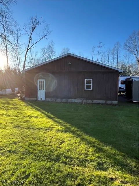 3477 E Middletown, New Springfield, OH 44443 photo 28
