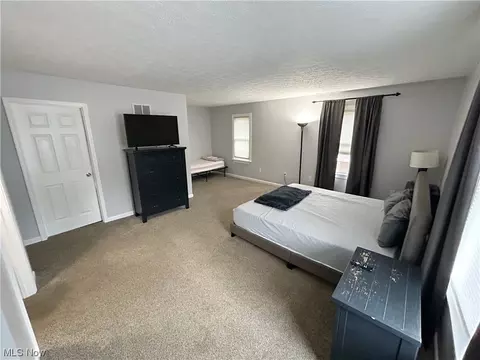 212 Silvern St, Huron, OH 44839 photo 11