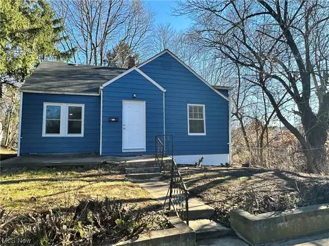 622 Schaum, Zanesville, OH 43701