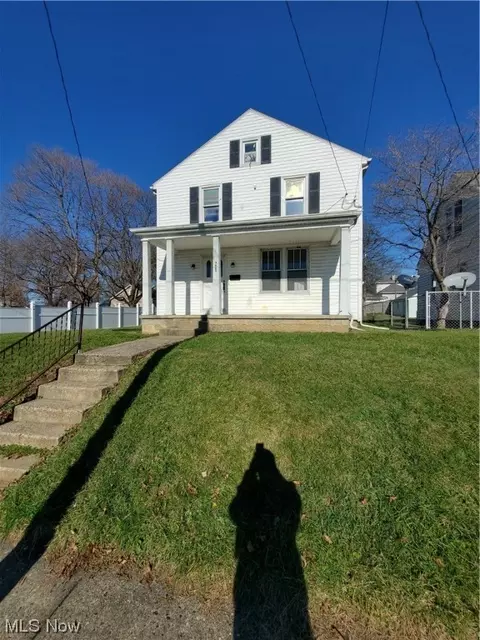 705 Merrick, Zanesville, OH 43701