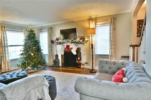 25 Brookfield Ave, Boardman, OH 44512 photo 2