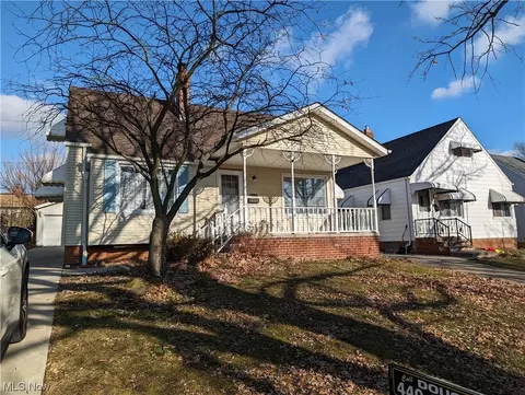 13205 Oak Park Blvd, Garfield Heights, OH 44125