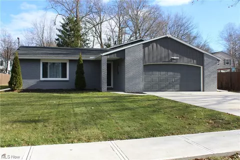5001 Woodview, Vermilion, OH 44089