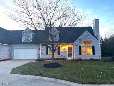 381 Village, Cuyahoga Falls, OH 44223
