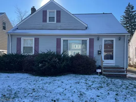 12704 Maple Leaf Dr, Garfield Heights, OH 44125