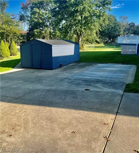 Exterior - 116 Sheldon Dr, Akron, OH 44313 photo 11 of 11