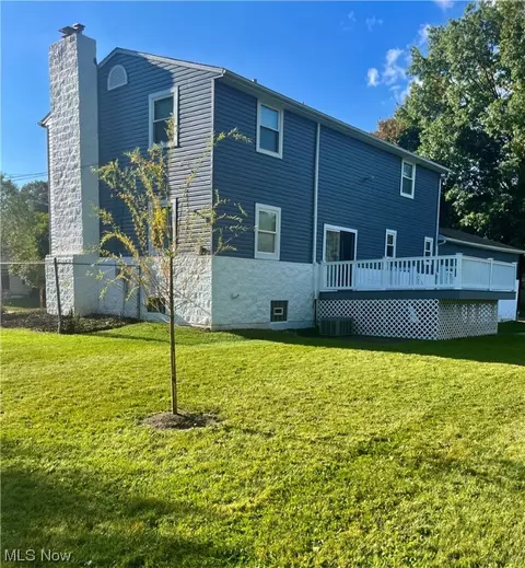 Exterior - 116 Sheldon Dr, Akron, OH 44313 photo 5 of 11