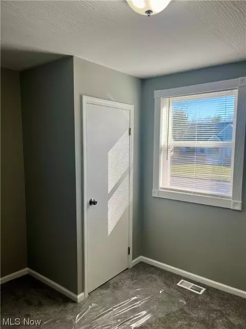 Bedroom - 116 Sheldon Dr, Akron, OH 44313 photo 1 of 5