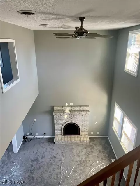 Living - 116 Sheldon Dr, Akron, OH 44313 photo 2 of 2