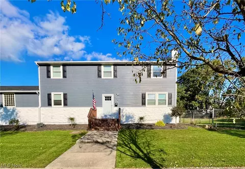 116 Sheldon Dr, Akron, OH 44313