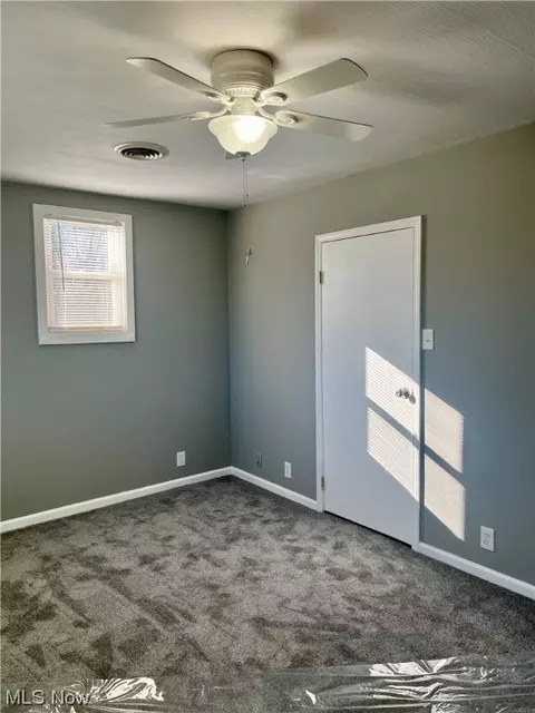 Bedroom - 116 Sheldon Dr, Akron, OH 44313 photo 4 of 5